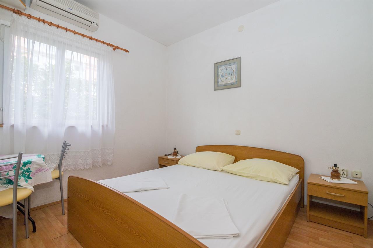 Apartments Zeljko Makarska Esterno foto