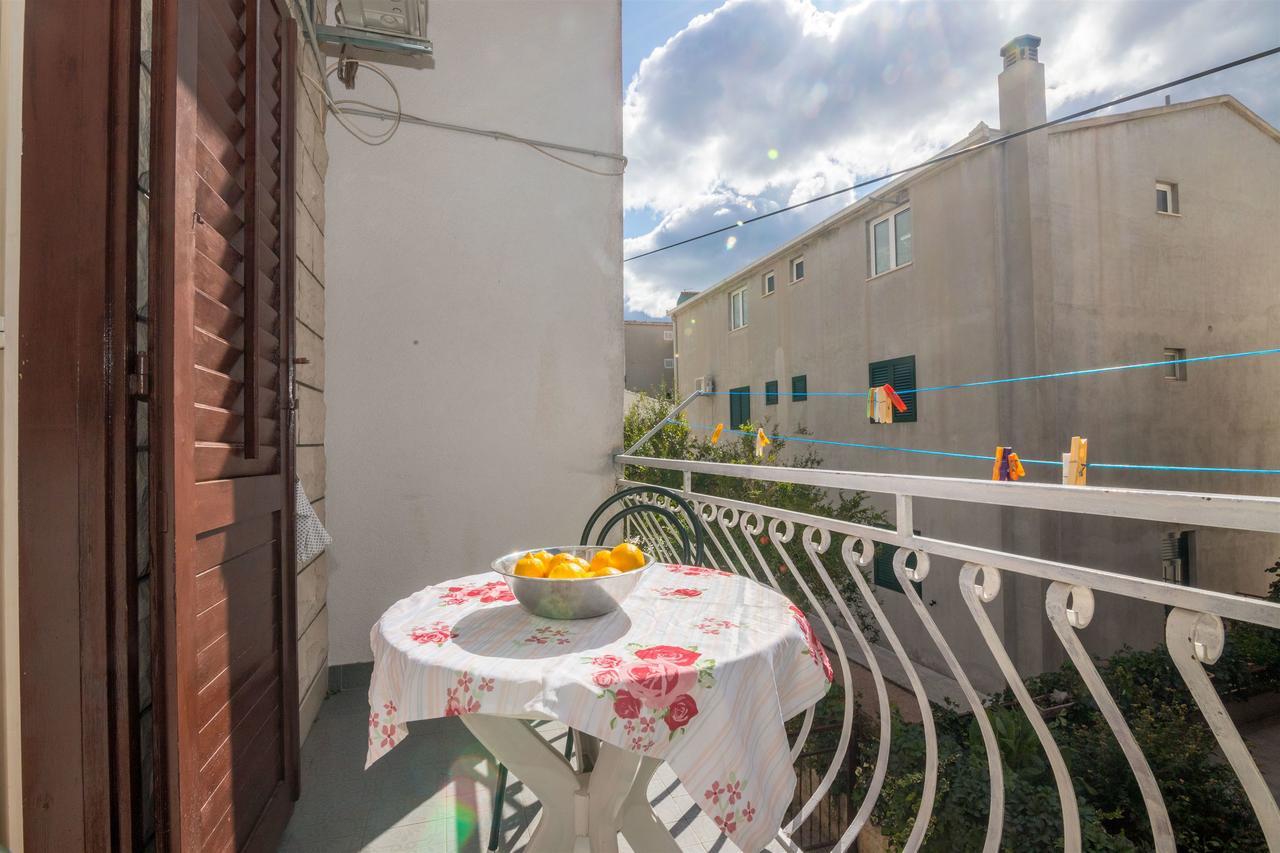 Apartments Zeljko Makarska Esterno foto